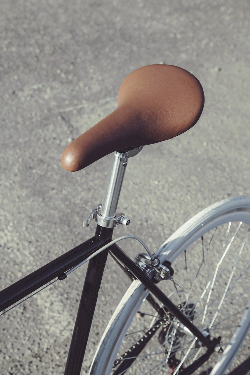 Bicycle Bike Saddle Brown Leather  - milivigerova / Pixabay
